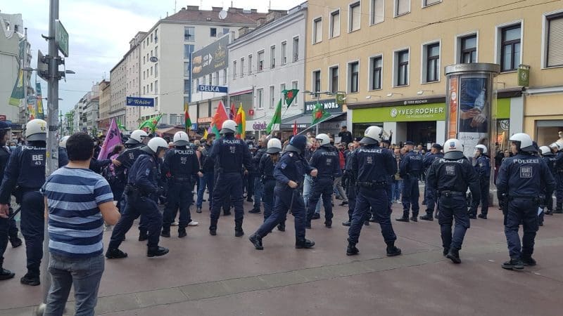 Demo in Favoriten