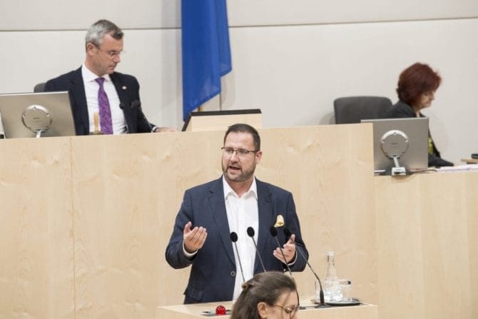 Christian Hafenecker