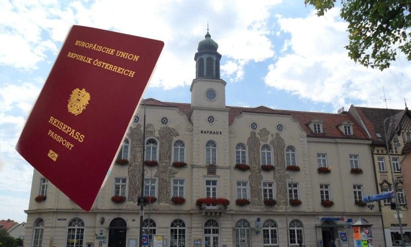 Rathaus Neunkirchen / Reisepass