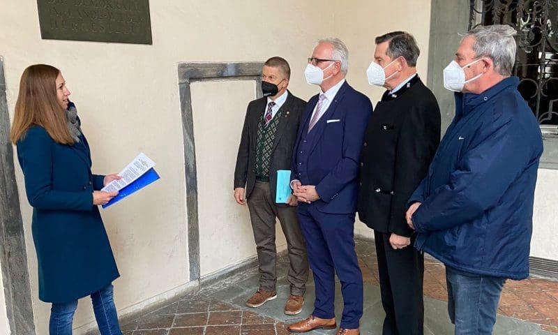 Resolution-Übergabe im Kärntner Landtag