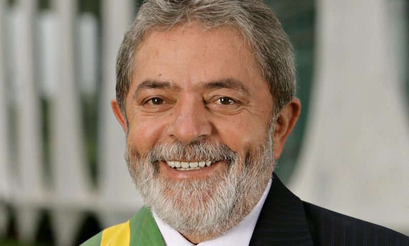 Brasiliens Ex-Präsident Lula hält Selenskyi für Krieg genauso verantwortlich wie Putin