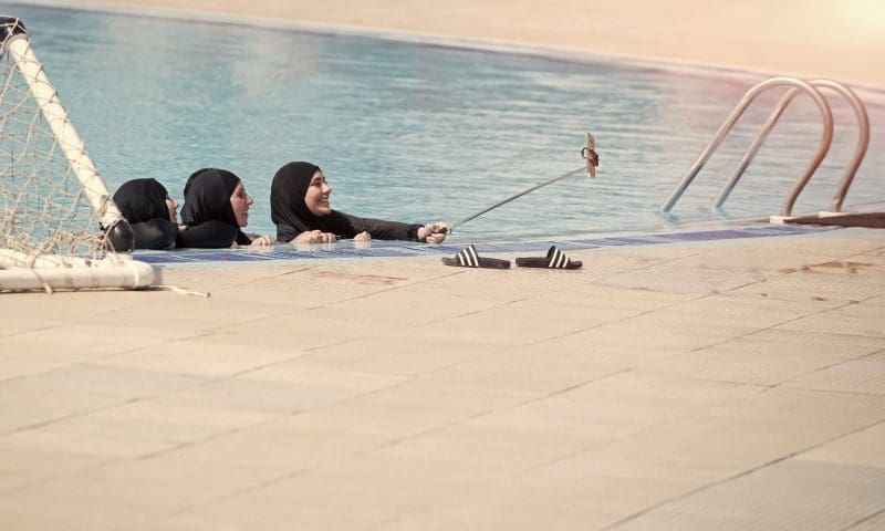 Moslem-Frauen im Burkini