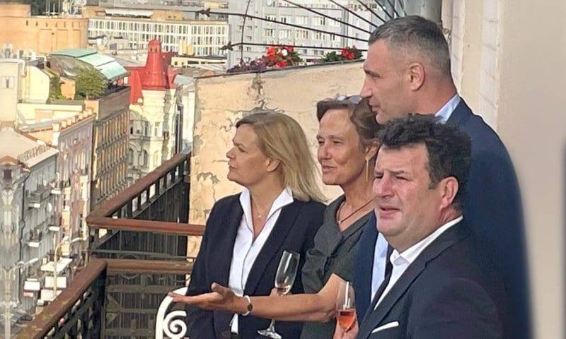 SPD-Minister und Klitschko Kiew