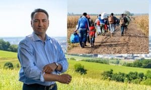 Manfred Haimbuchner und Migranten