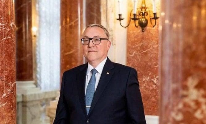 Russischer Botschafter Liubinskii